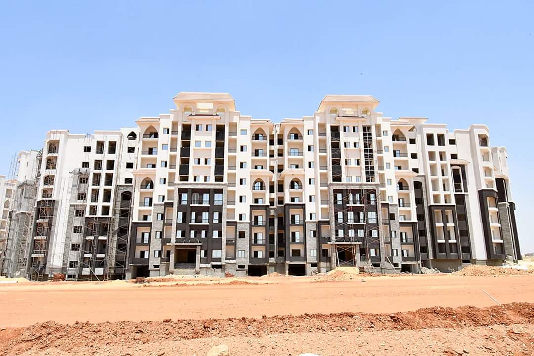 رئيس جهاز العاصمة: مرحلة التشطيبات بالمرحلة الأولي للعمارات بنسب إنجاز تصل الي ٨٥ ٪ وتشطيبات منطقة الفيلات تعدت الـ ٦٠ ٪