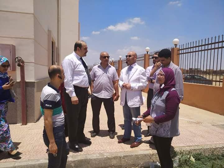 وكيل وزارة الصحة بالشرقية في زيارة لطب الاسرة بالعاشر