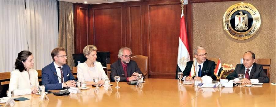 وزير التجارة يبحث مع وزير الأستثمار البولندى العلاقات التجارية بين البلدين