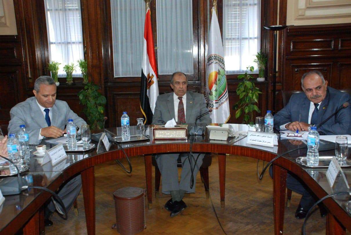 الزراعة تبحث كل البدائل المتاحة لتحقيق أقصى استفادة من مشروع غرب المنيا