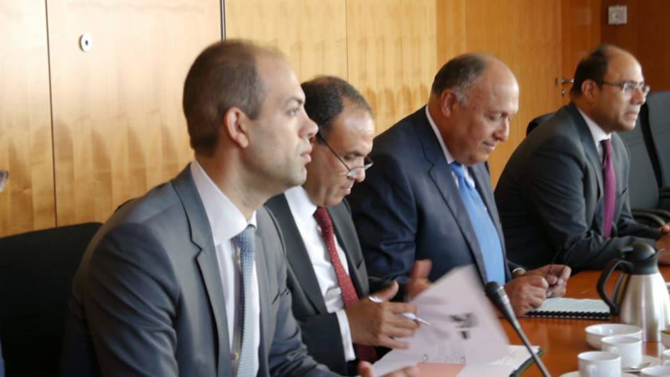 وزير الخارجية يستهل زيارته إلي برلين بلقاء رئيس جمعية الصداقة البرلمانية المصرية - الألمانية