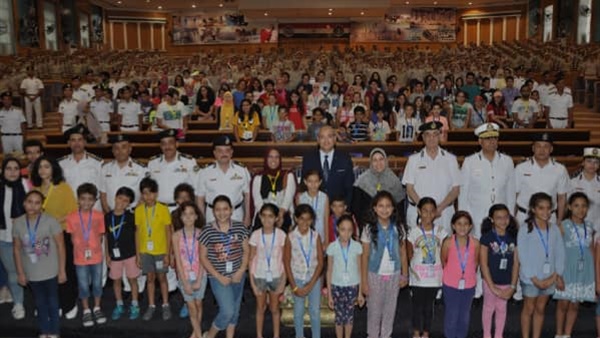 أكاديمية الشرطة تستقبل عدد من طلاب الجامعة الألمانية بالقاهرة وبعض طلاب المدارس