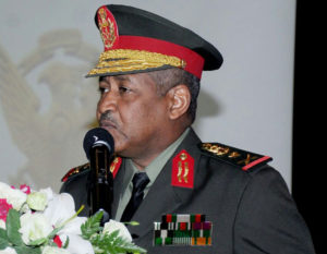 رئيس الأركان السودانى يتلقي رسالة هامة من نظيره الزيمبابوى