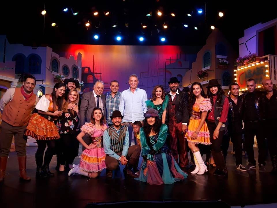 بالصور.. محمود حميدة وزكي وبهجت ضيوف كوميديا البؤساء