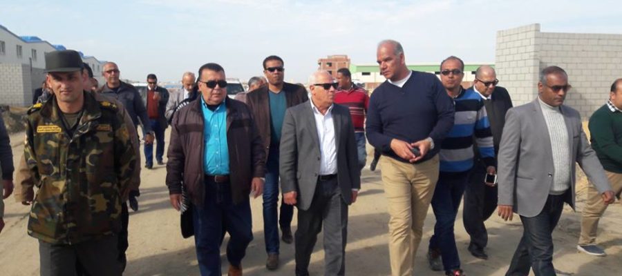 محافظ بورسعيد يستعرض الموقف التنفيذي لعدد من المشروعات التنموية
