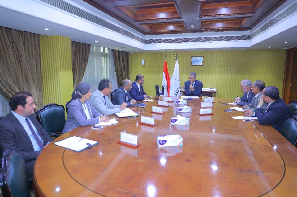 وزير النقل يتابع الموقف التنفيذي لتحديث نظم الإشارات الذى تنفذه شركة الستوم الفرنسية