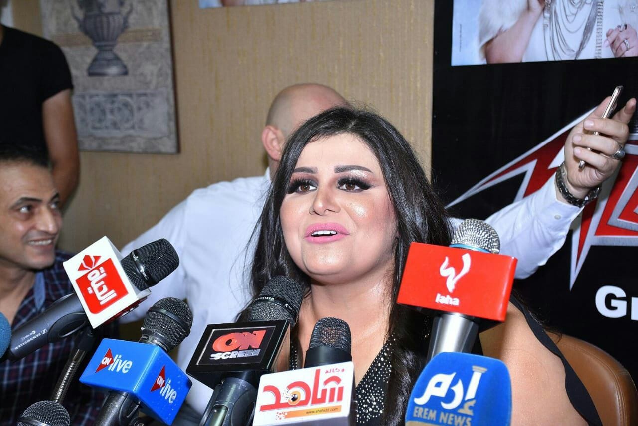 النجمة وعد البحرى تحتفل بألبومها الجديد فرحتي بيك