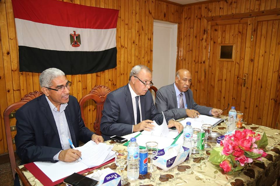 الهجان يترأس اجتماع مجلس إدارة المعهد العالي للخدمة الاجتماعية بقنا