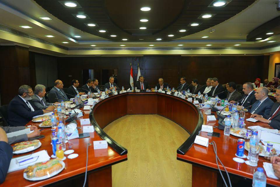 وزير النقل يترأس إجتماع الجمعية العمومية للشركة القابضة لمشروعات الطرق والكبارى بتشكيلها الجديد