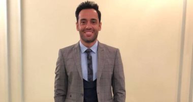 رامى جمال يعرض كليب تعيش ليا على نجوم FM TV