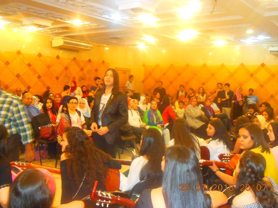 حفل موسيقى ريستال جيتار بمكتبة القاهرة الكبرى