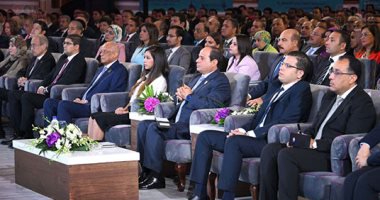 السيسي يشيد بانجازات المرحلة السابقة التي حافظت على الدولة المصرية