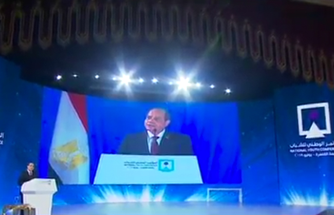 السيسي يطالب بتفعيل الأنشطة الرياضية والثقافية بالجامعات المصرية