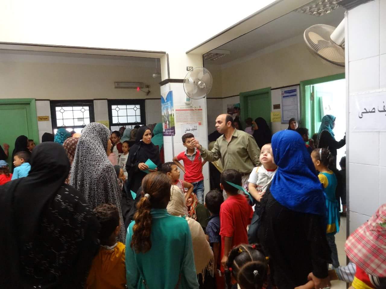 شركة مياه الشرب بسوهاج تشارك فى قافلة صحية بقرية الصوامعة غرب بمركز طهطا