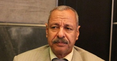 برلماني يطالب محافظ الوادى الجديد بتقسيط أسعار الوحدات السكنية والأراضى