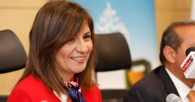 وزيرة الهجرة تعلن تفاصيل قرار مد الإعارات والإجازات بدون أجر للمصريين بالخارج