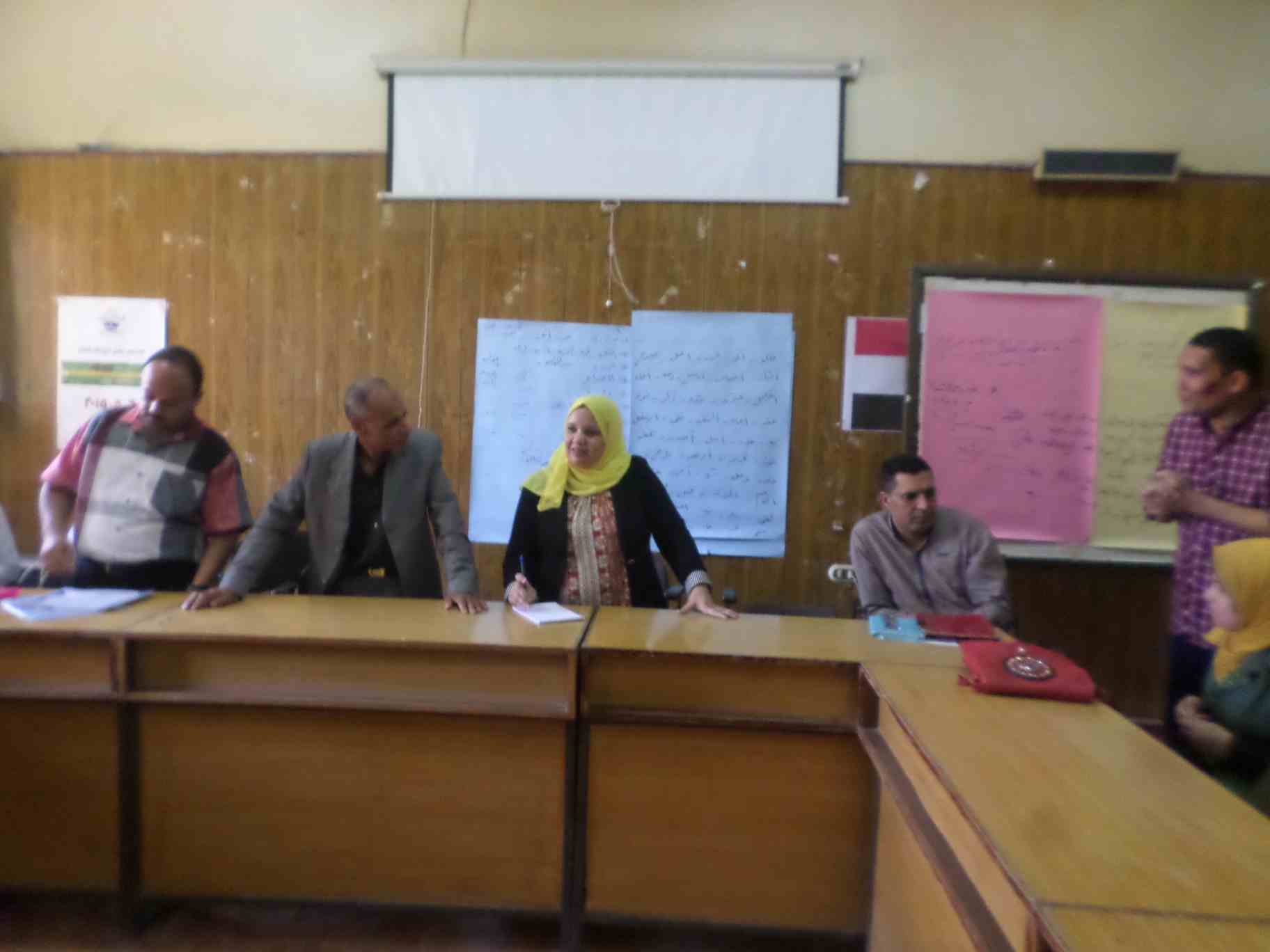 ‏بالصور .. ختام أعمال دورة مهارة العمل الصحفى بمركز النيل للإعلام بالوادي الجديد
