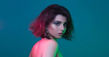 ماريتا الحلانى تبدأ رحلة أول ألبوم بـ10 أغنيات