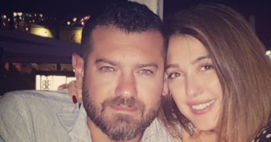 عمرو يوسف وكندة علوش يعلنان عن مظاهرة حب