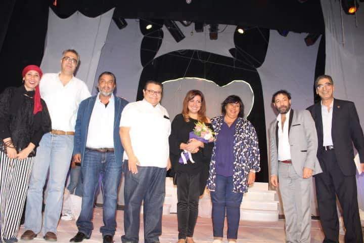 وزير الثقافة تشهد العرض المسرحى ” سيلفي مع الموت ” بمسرح ميامى