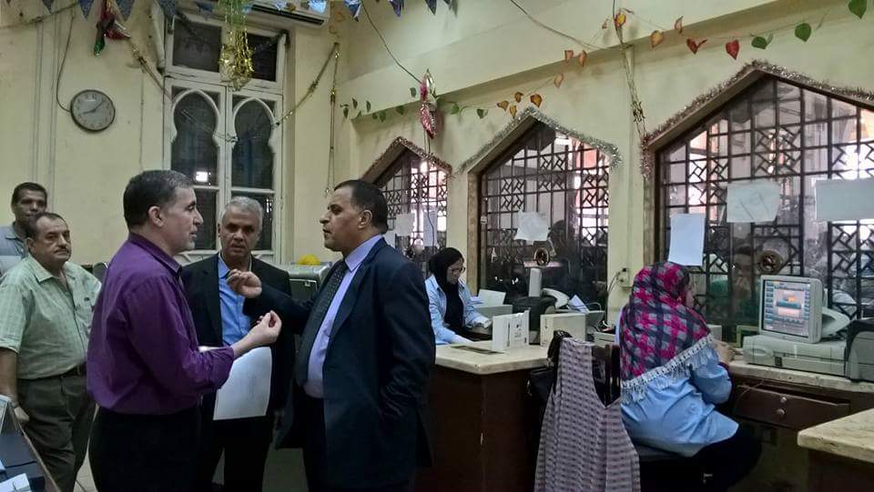 رئيس السكة الحديد من داخل مكاتب حجز التذاكر يوجد أماكن شاغرة بالقطارات