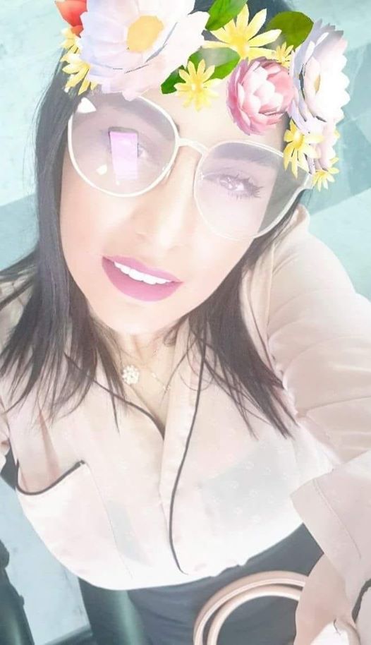 مذيعة لبنان حديث الإعلام بسبب أسئلتها المستفزة للضيوف