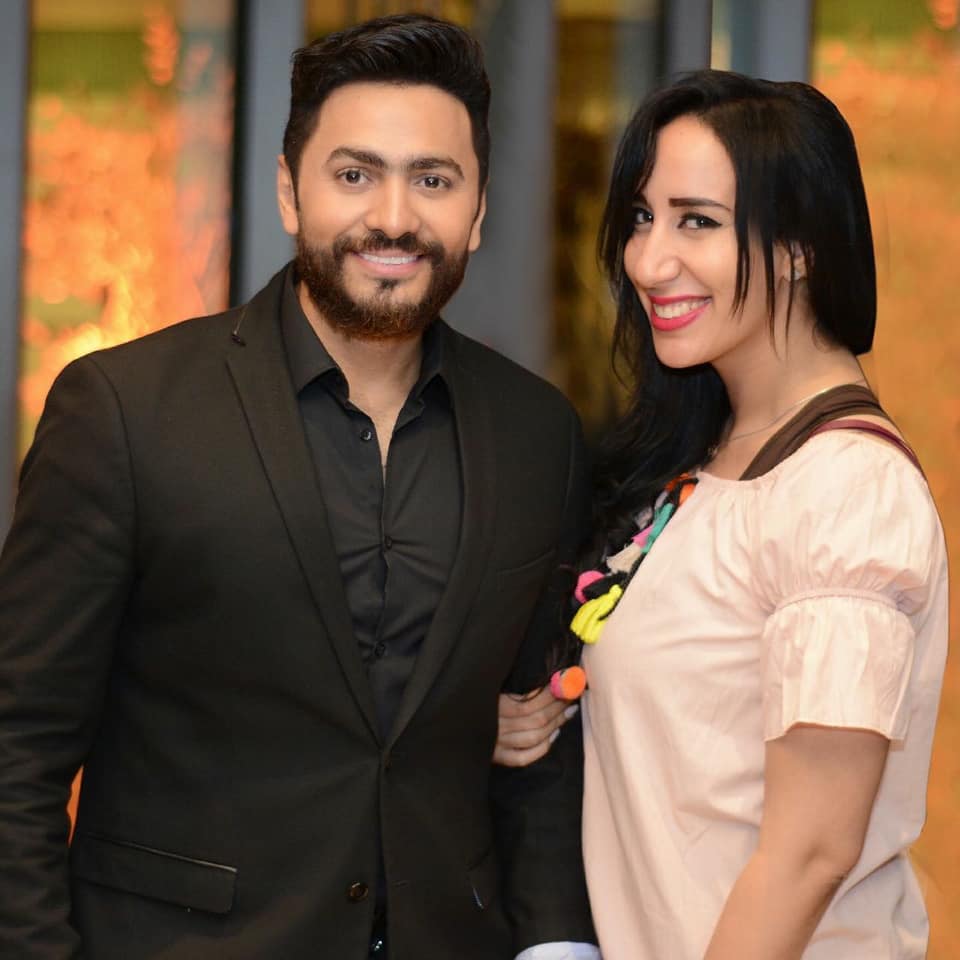 اميرة اباظة لتآمر حسني الف سلامه عليك اكيد اتحسدت بعد نجاح حفله بورتو