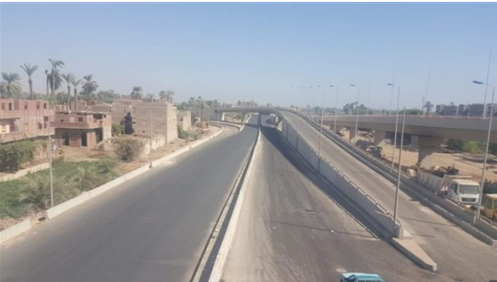 وزير النقل : تنفيذ عدد 7 محاور كبرى على النيل في صعيد مصر