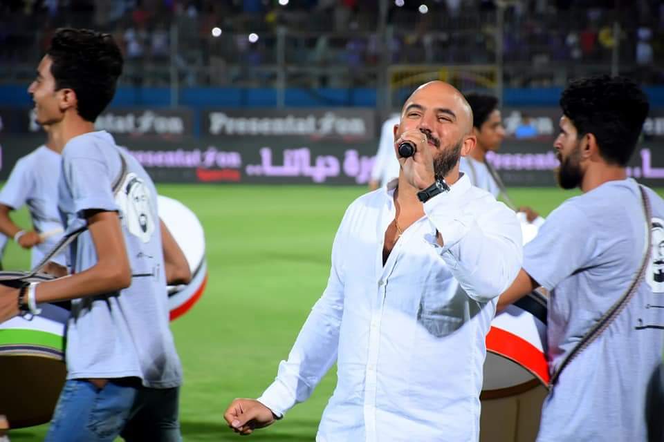 محمود العسيلي يتألق في كأس السوبر الإماراتي بتوقيع مايسة نصر