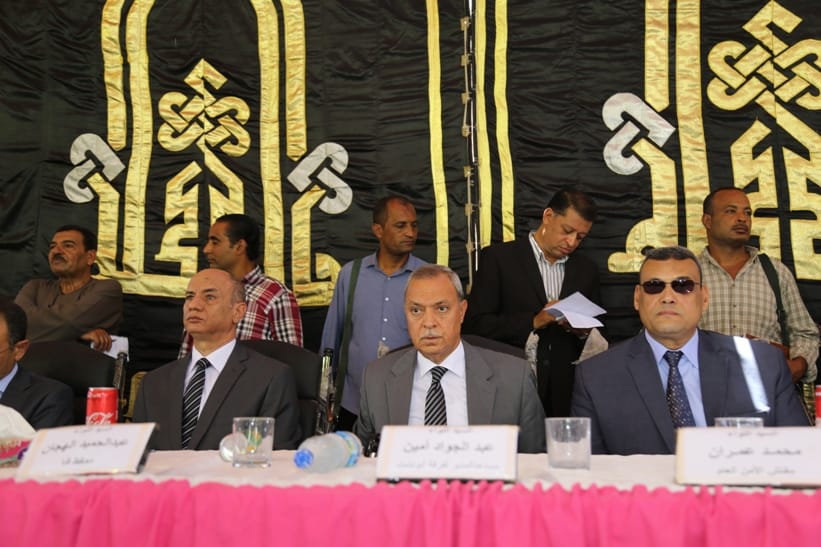 الهجان ومدير امن قنا يشهدان جلسة صلح القوده رقم 90 بالمحافظة