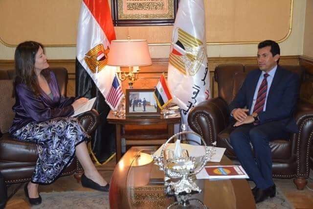 وزير الشباب والرياضة يلتقي القائم بأعمال السفارة الامريكية
