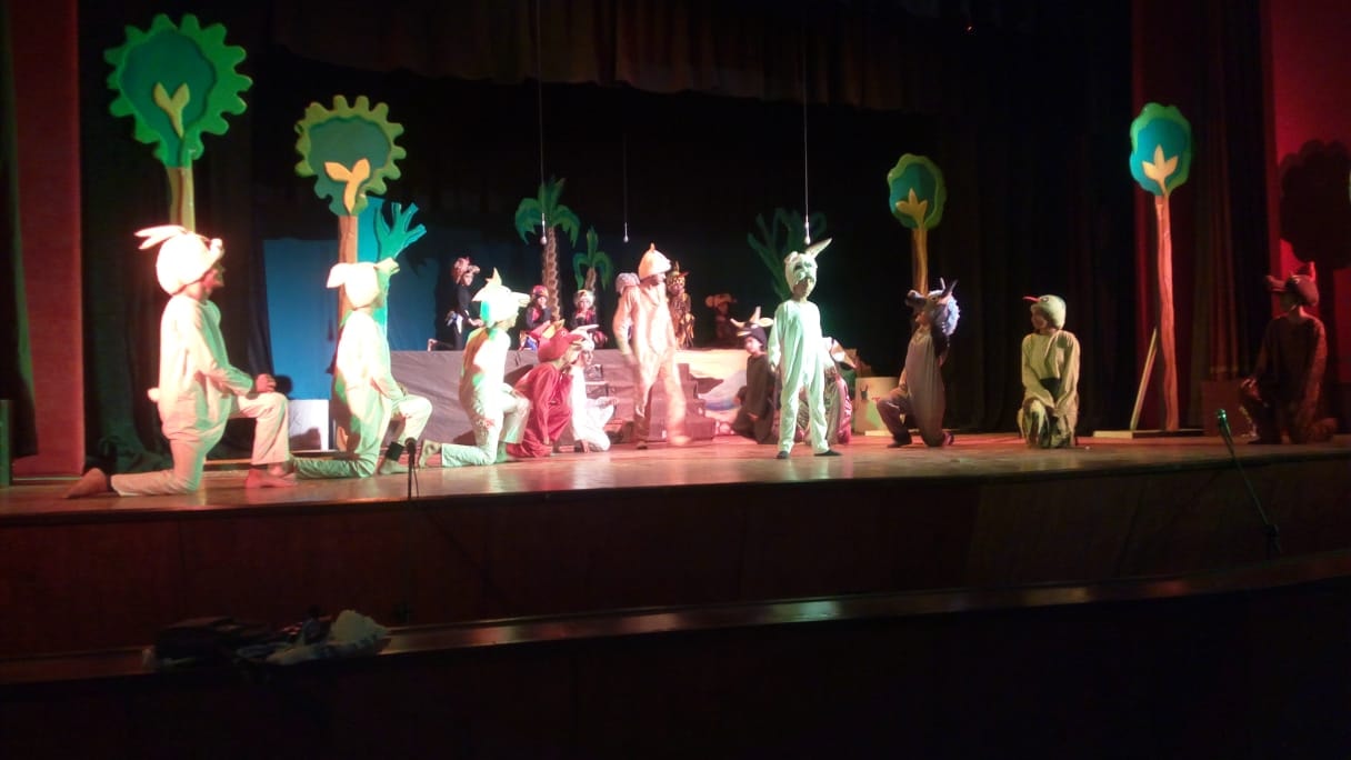 مسرحية ”أرنوب يتحدى أشبول” بثقافة السويس