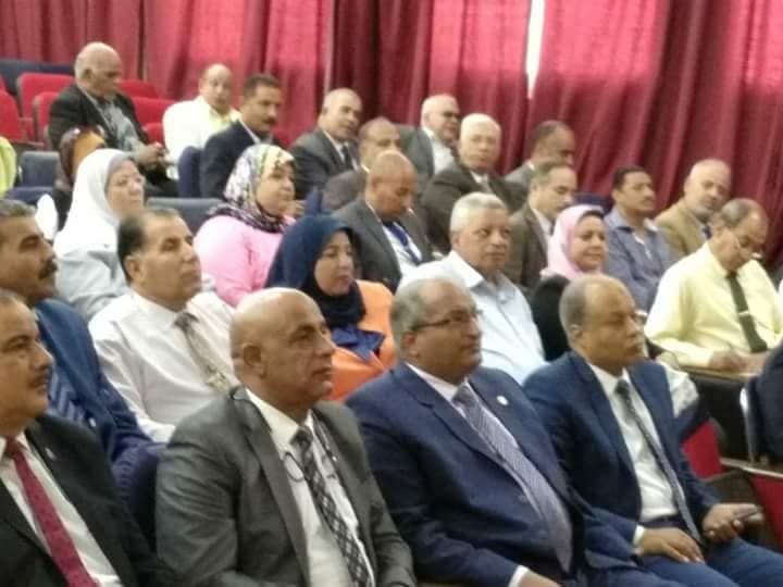 بالصور انطلاق الدورة السادسة من برنامج المعلمون أولا بمسرح النموذجية