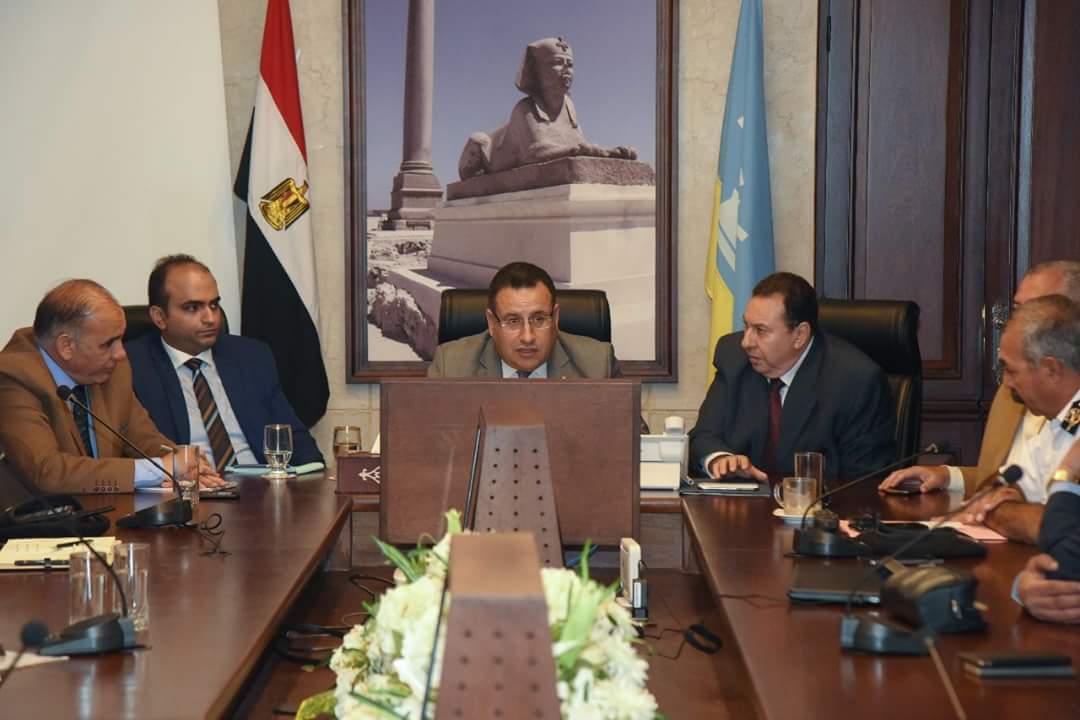 محافظ الإسكندرية يكلف رؤساء الأحياء بعمل بيان بجميع الإنجازات وأعمال التطوير التي تمت بنطاق كل حي
