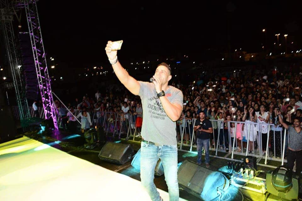 بالصور ..محمد نور يحتفل بالبومه الجديد ” مسا مسا” في مدينتي وسط تفاعل جماهيري كبير