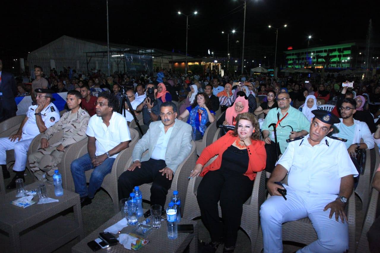 عواض يشهد أول أيام عروض الإسماعيلية للفنون