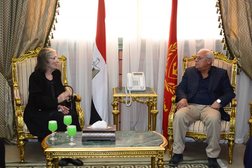المحافظ يلتقي برموز الجالية اليونانية ببورسعيد