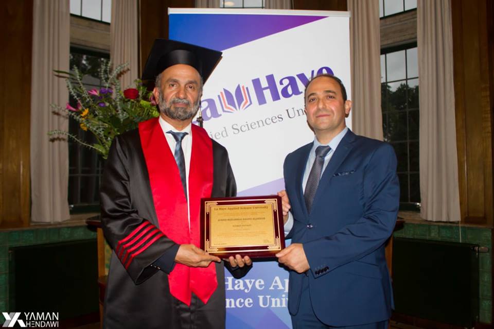 جامعة لاهاي تمنح الجروان درجة الدكتوراه الفخرية
