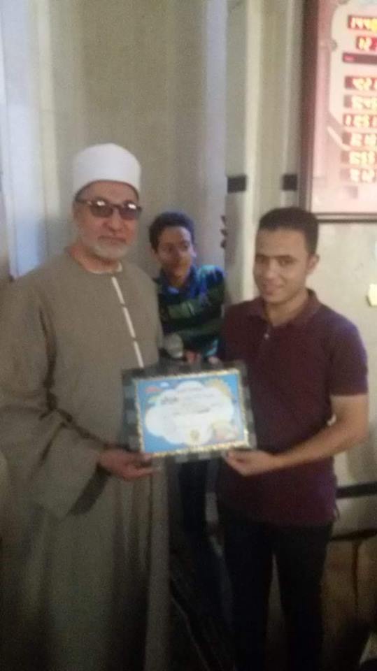 الإحتفال بالطلاب المتفوقين بالثانوية الأزهرية بقرية طوخ الخيل المنيا
