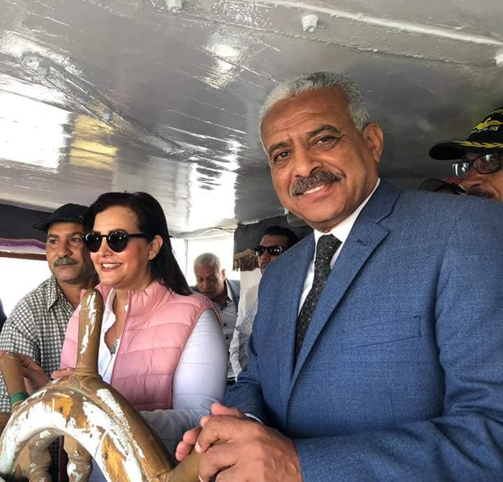 صور : خشانة برفقة محافظ السويس للمشاركة في بدء موسم الصيد بعد توقف ٨ اشهر