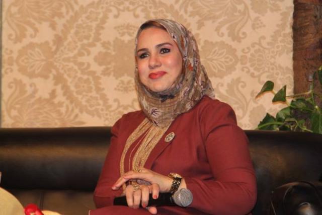 ملتقي الهناجر يسلط الضوء علي السوشيال ميديا وحرب الشائعات