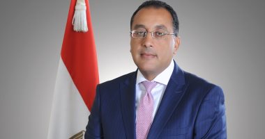 رئيس الوزراء يتفقد وحدات الإسكان الاجتماعى بأسيوط الجديدة