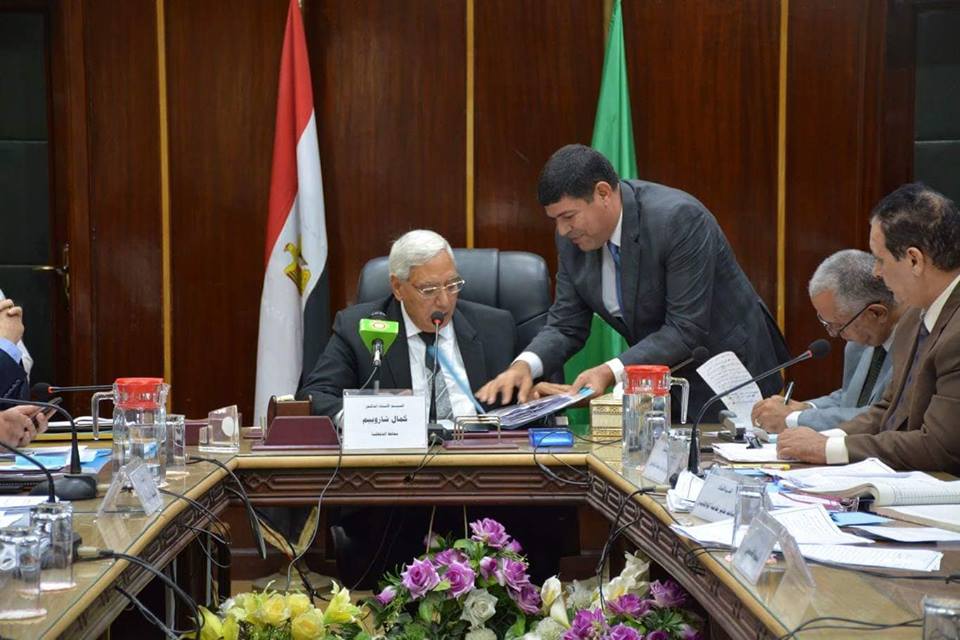 محافظ الدقهلية يقرر الحصول علي ترخيص البناء لقرية شاوة