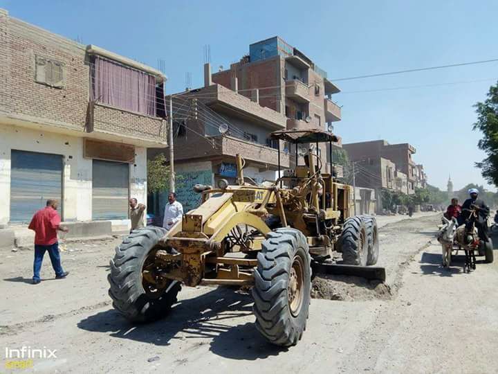 اخلاء عقار آيل للسقوط بأبوقرقاص في المنيا