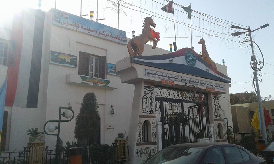 تكثيف أعمال النظافة والتجميل بشوارع مدينة فاقوس