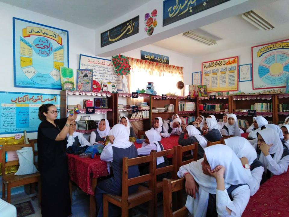 ورش فنون تشكيلية بثقافة مطروح