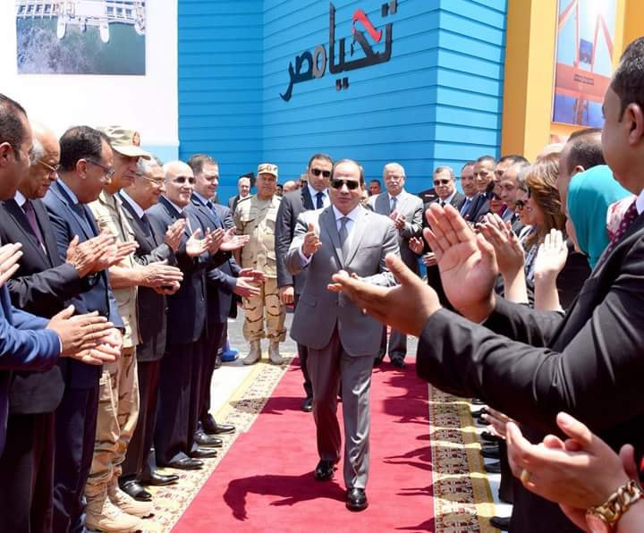 الرئيس السيسي يهدي 2500 فدان لشباب شمال سيناء