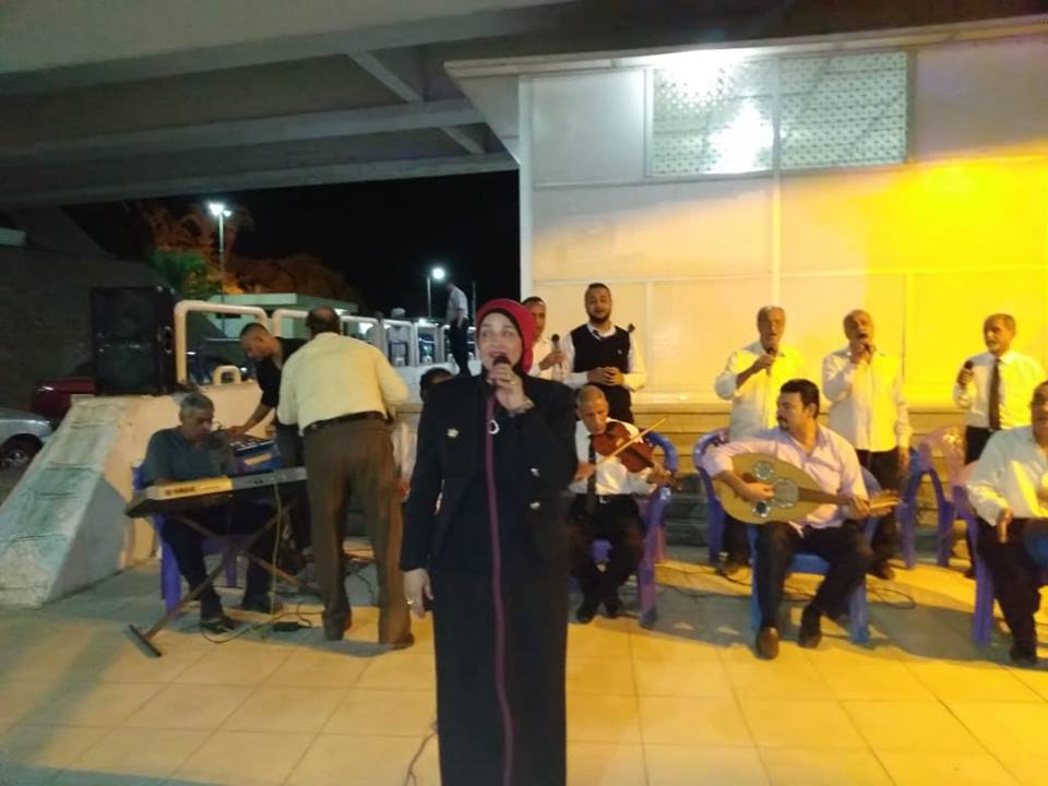 أطفال قنا يحتفلون بانتصارات أكتوبر