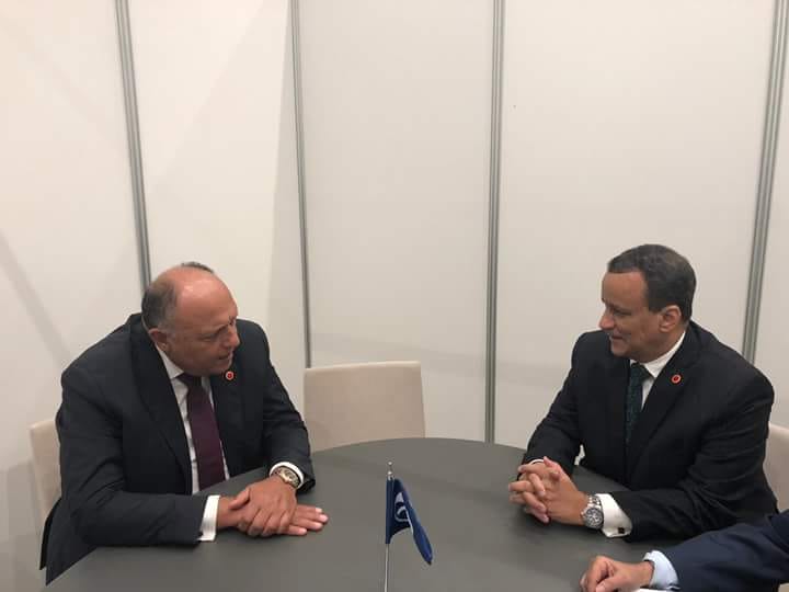 وزير الخارجية يبحث آخر مُستجدات العلاقات الثنائية مع نظيره الموريتاني