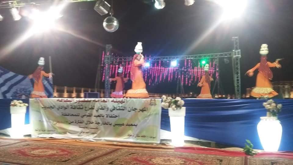أنشطة و عرض مسرحى ولاد البلد بثقافة الوادى الجديد